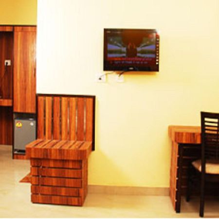 Didi Hotel Lucknow Extérieur photo